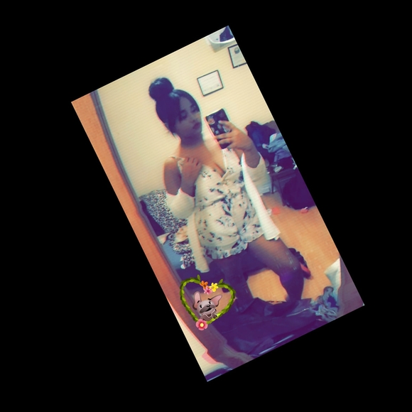 Meet your Posher, Luisa - Picture 1 of 1